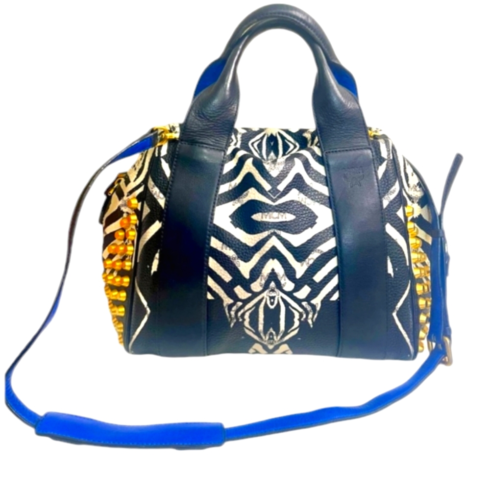 MCM FUNKY ZEBRA WEEKENDER WITH STRAP EUC